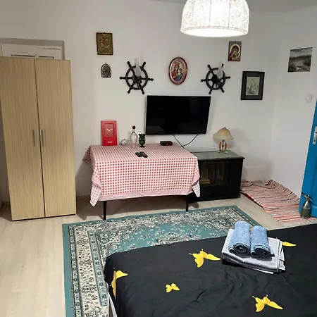 Casuta Alga Сasa de vacaciones Sulina