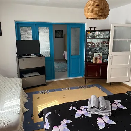 Holiday home Casuta Alga